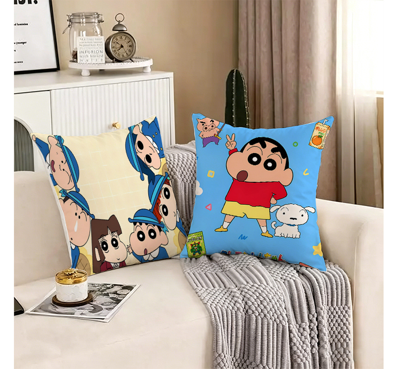 CRAYON S-SHINCHAN Printing Pil - Decorative Throw Pillow recension och pris